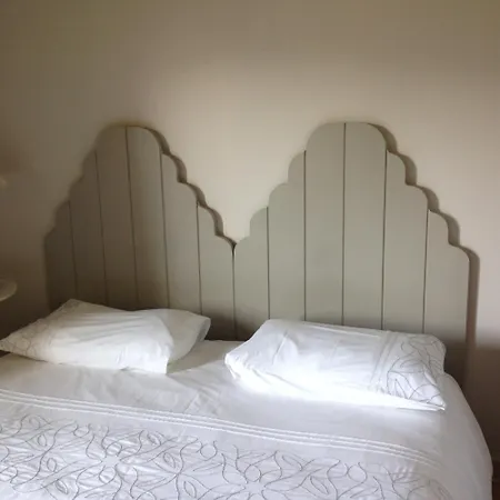 Ecuries Sainte Croix 4*