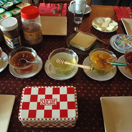 Ecuries Sainte Croix