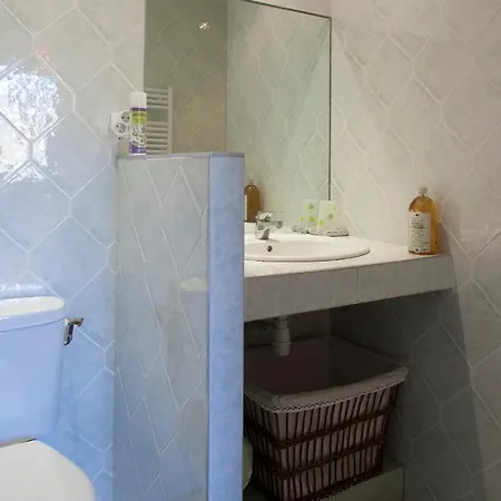 B&B Ecuries Sainte Croix 4*