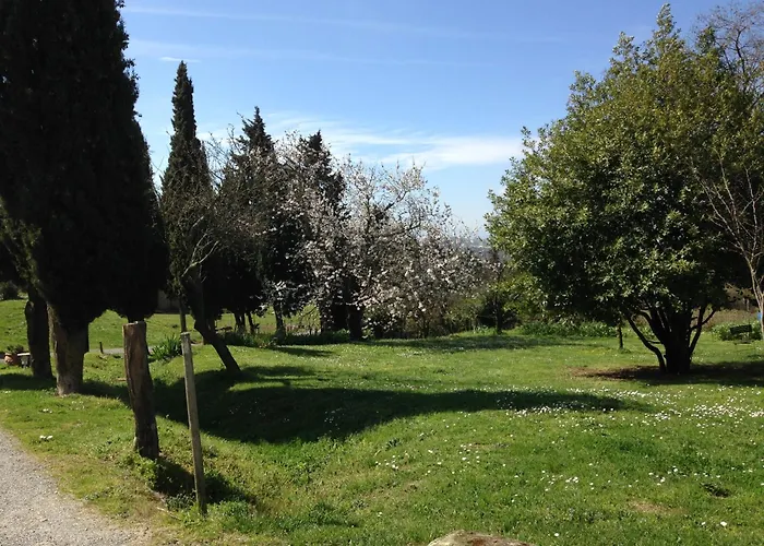 Ecuries Sainte Croix Bed & Breakfast 4*