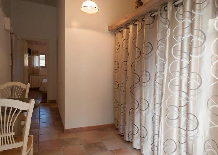 Ecuries Sainte Croix Каркассон